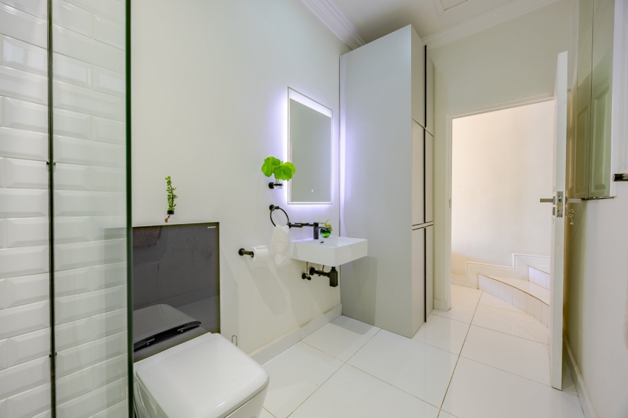 3 Bedroom Property for Sale in Woodstock Western Cape